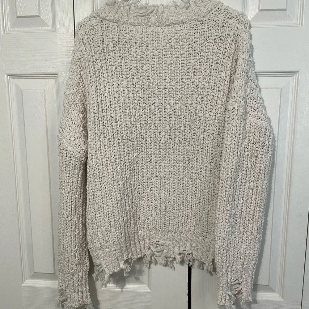 Distressed Sweater Cream Size M/L - Picture 4 of 4